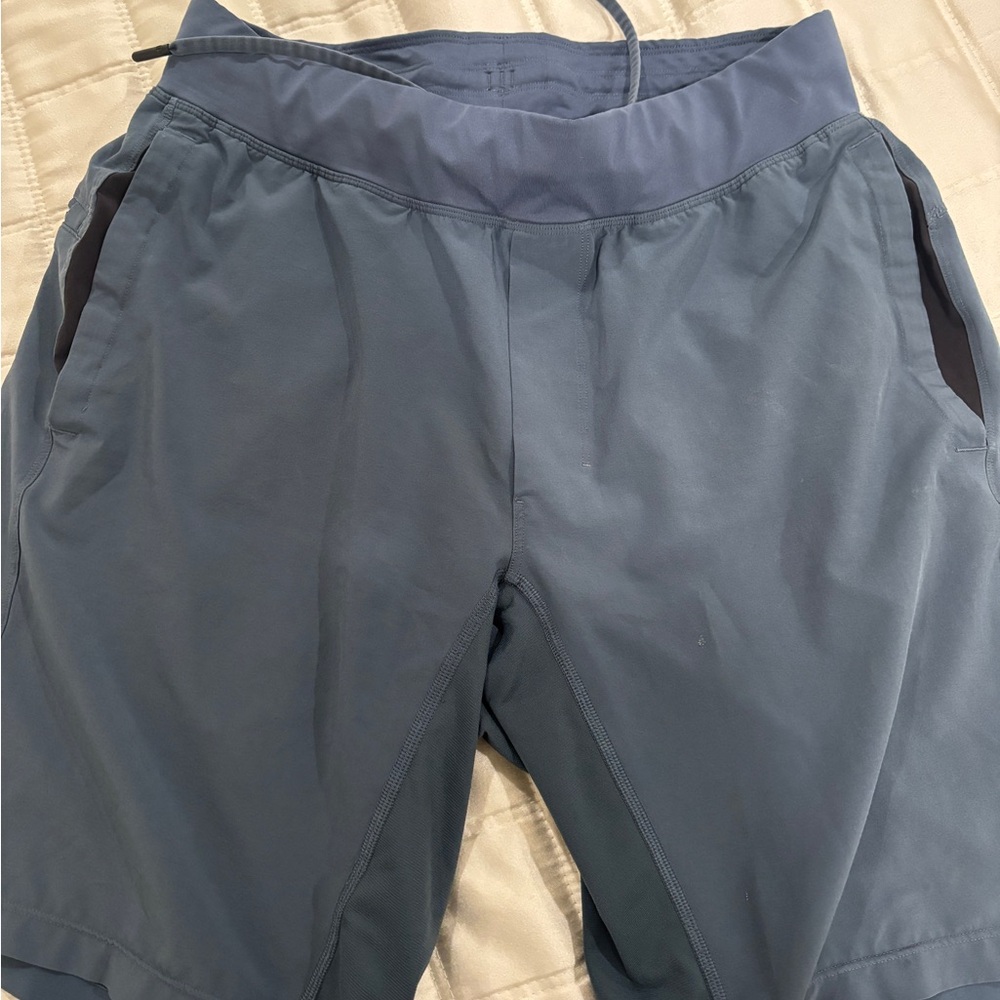 Men’s lululemon shorts size medium